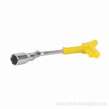Sparking plug wrench